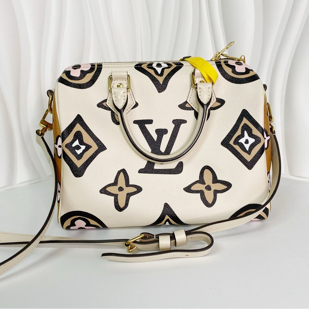 Louis Vuitton Speedy Bandouliere 25 Monogram Handbag M45828